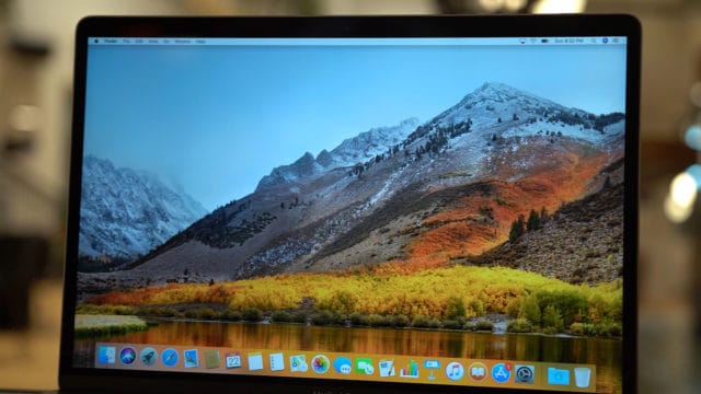 MacBook Pro 15 2018 Screen